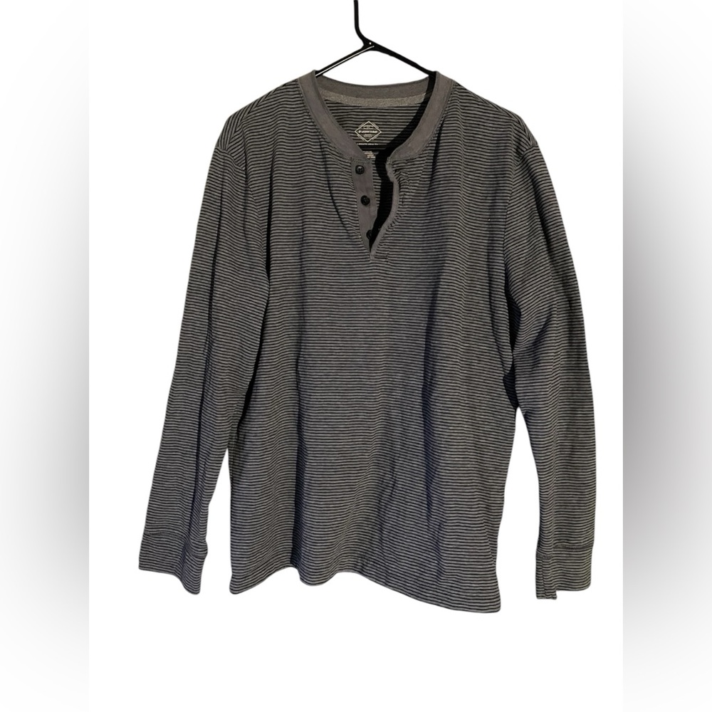 St. John's Bay Men Legacy Henley Pullover Gray & Black Striped Shirt Long Sleeve